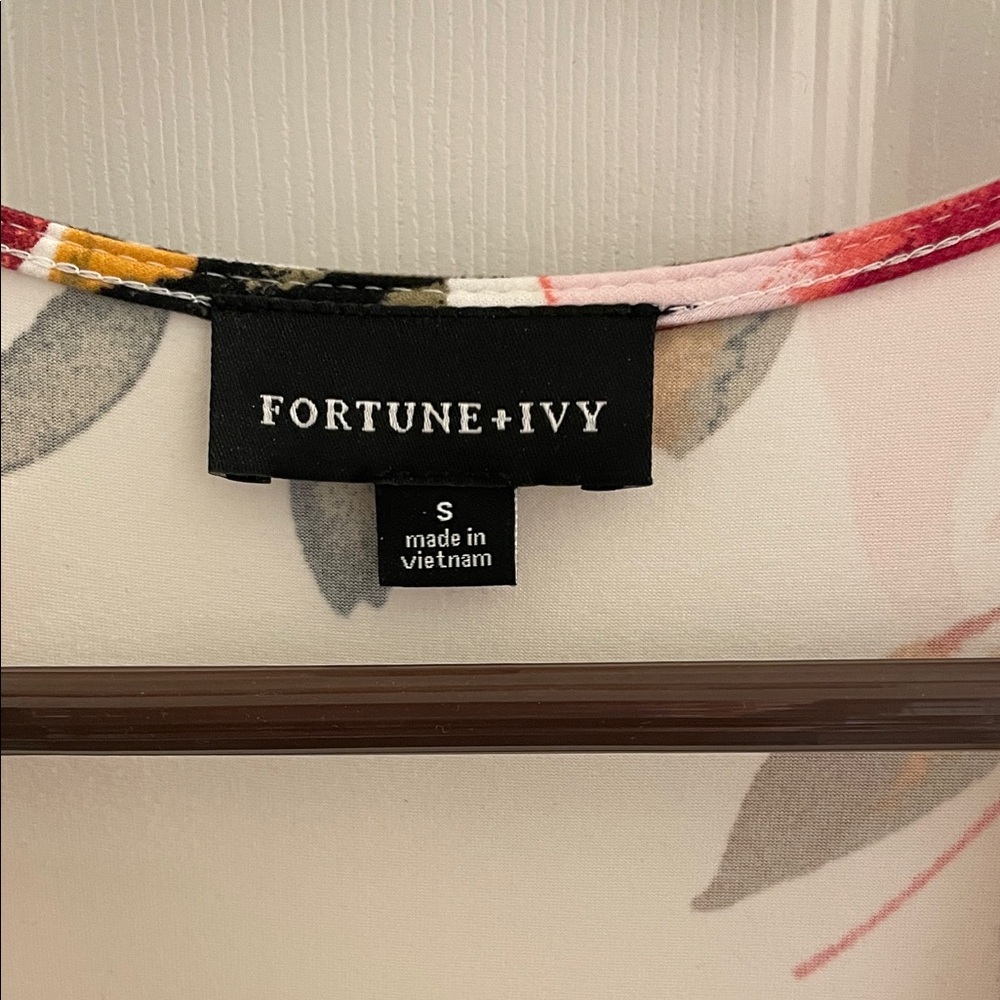 Fortune + Ivy Floral Maxi Dress - Picture 3 of 8